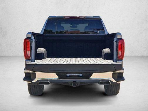 Sterling Metallic 2023 GMC Sierra 1500 SLT