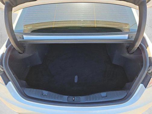 White Platinum Metallic Tri-Coat 2019 Lincoln MKZ Reserve II