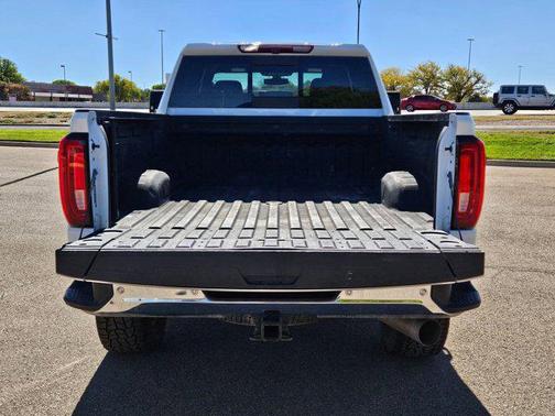 2022 GMC Sierra 2500 SLT