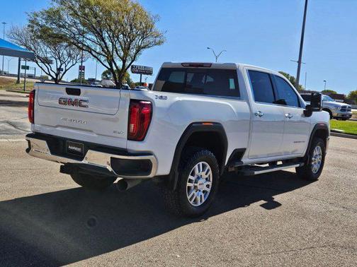 2022 GMC Sierra 2500 SLT