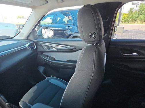 Sterling Gray Metallic 2024 Chevrolet Trailblazer LT