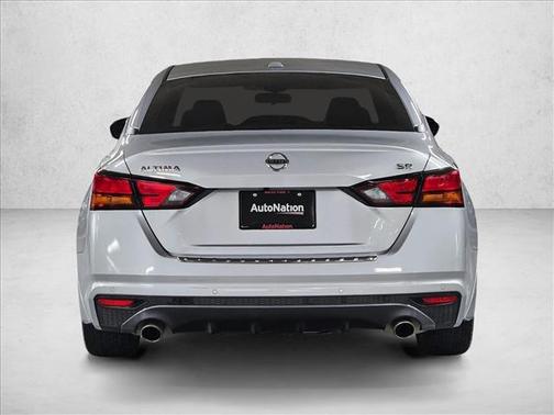 2021 Nissan Altima SR FWD
