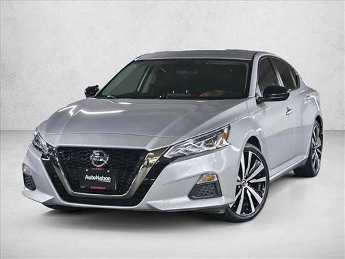2021 Nissan Altima SR FWD