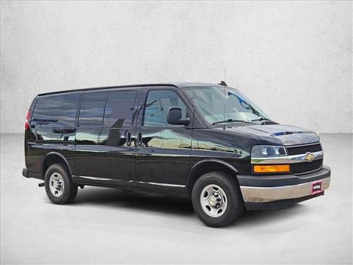 2024 Chevrolet Express 2500 LT