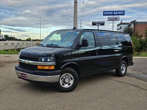 2024 Chevrolet Express 2500 RWD 2500 Regular Wheelbase LT