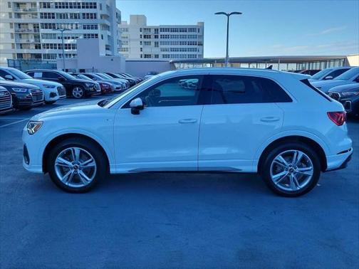 2023 Audi Q3 Premium Plus 45 TFSI S line quattro Tiptronic
