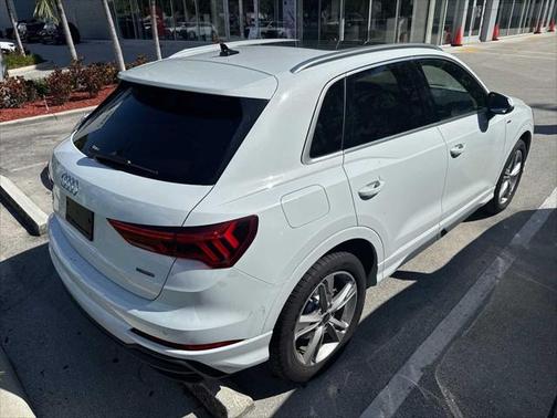 2023 Audi Q3 Premium Plus 45 TFSI S line quattro Tiptronic