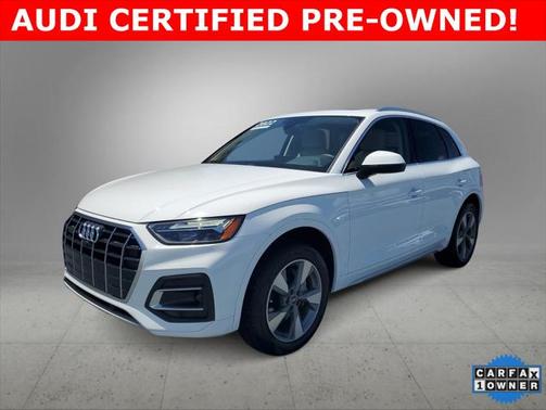2022 Audi Q5 Premium Plus 40 TFSI quattro S tronic