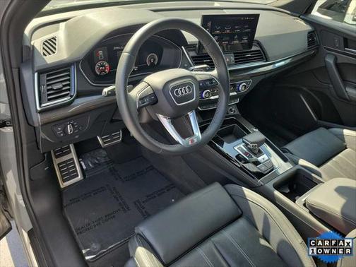 2022 Audi SQ5 Premium Plus TFSI quattro Tiptronic