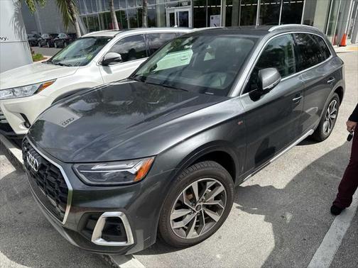 2022 Audi Q5 Premium Plus 45 TFSI S line quattro S tronic