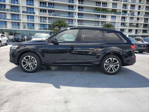 2025 Audi Q7 Premium Plus 45 TFSI quattro Tiptronic
