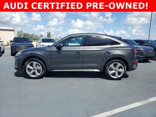 2022 Audi Q5 Sportback Premium Plus 45 TFSI S line quattro S tronic