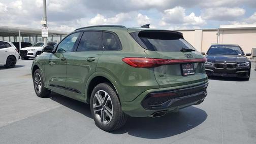Green 2026 Audi Q5