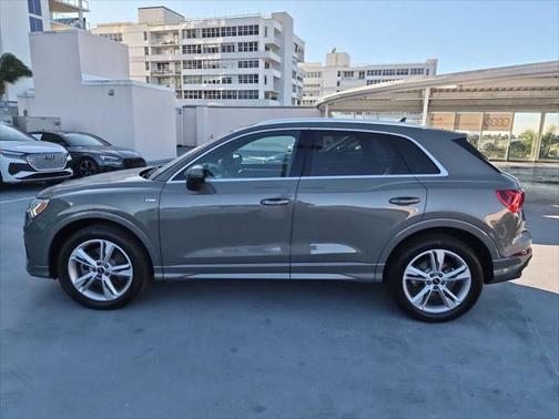 2023 Audi Q3 Premium Plus 45 TFSI S line quattro Tiptronic