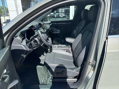 2023 Audi Q3 Premium Plus 45 TFSI S line quattro Tiptronic
