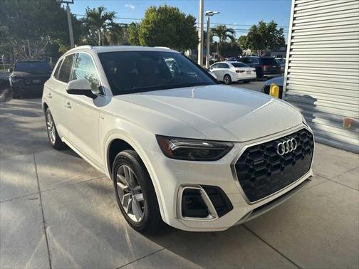 2023 Audi Q5 Premium 45 TFSI S line quattro