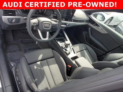 2024 Audi A4 Premium Plus 45 TFSI S line quattro S tronic
