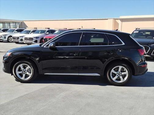 2024 Audi Q5 Premium 40 TFSI quattro S tronic