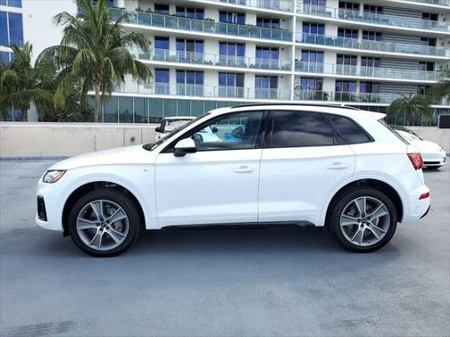 2025 Audi Q5 Premium 45 TFSI S line quattro
