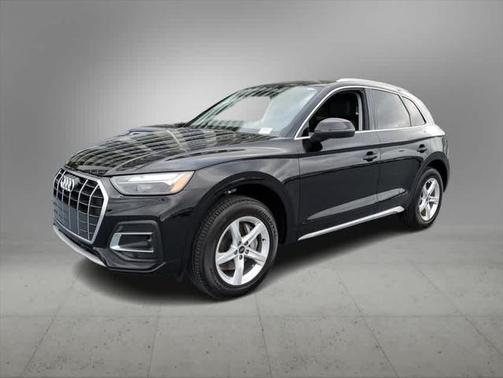 2023 Audi Q5 Premium 40 TFSI quattro S tronic