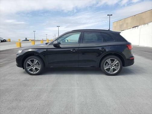 2025 Audi Q5 Premium 45 TFSI S line quattro