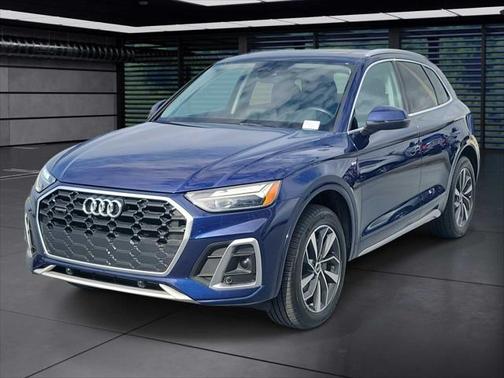 2022 Audi Q5 Premium 45 TFSI S line quattro S tronic