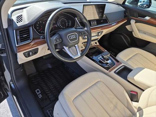 2021 Audi Q5 Premium 45 TFSI quattro S tronic