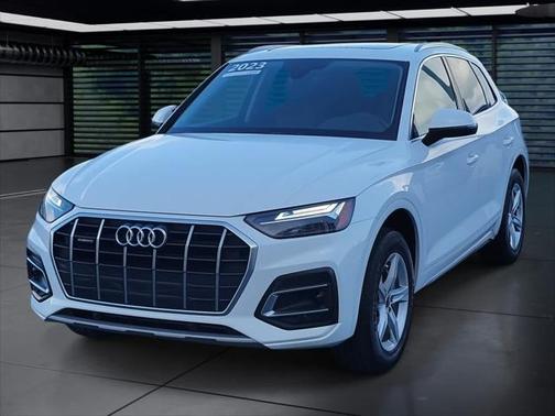 2023 Audi Q5 Premium 40 TFSI quattro S tronic
