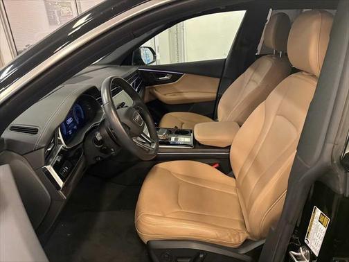 2023 Audi Q8 Prestige 55 TFSI quattro Tiptronic