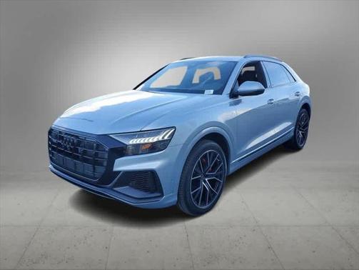 2023 Audi Q8 Premium Plus 55 TFSI quattro Tiptronic