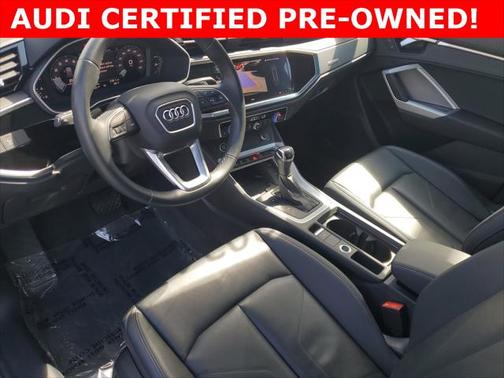 2024 Audi Q3 Premium 45 TFSI S line quattro Tiptronic