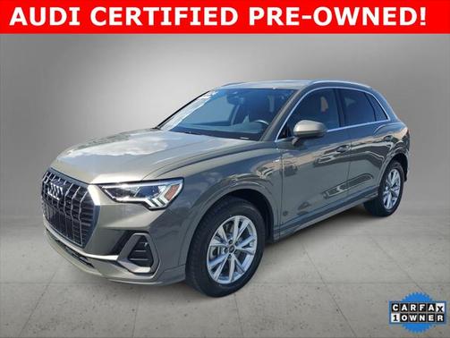 2024 Audi Q3 Premium 45 TFSI S line quattro Tiptronic