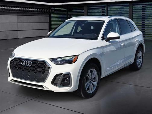 2023 Audi Q5 Premium 45 TFSI S line quattro