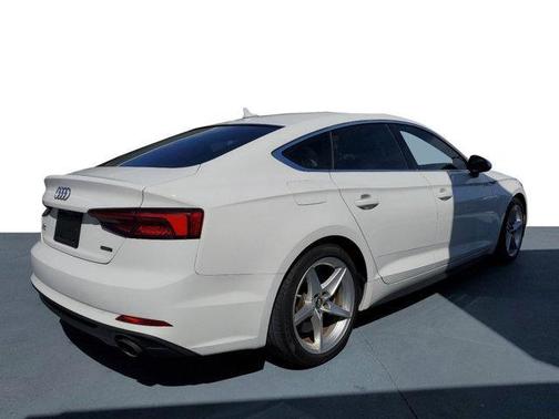 Photo 3 of 23 of 2019 Audi A5 2.0T Premium