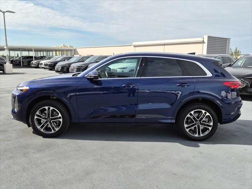 2025 Audi Q5 Premium TFSI quattro S tronic