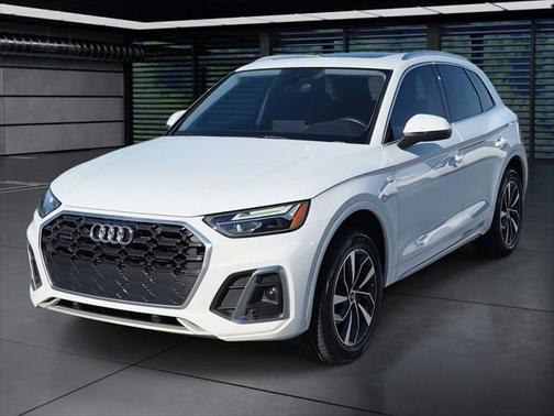 2022 Audi Q5 Premium 45 TFSI S line quattro S tronic