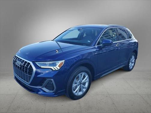 2024 Audi Q3 Premium 45 TFSI S line quattro Tiptronic