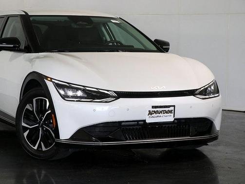 2022 Kia EV6 Wind