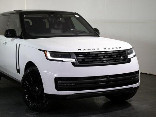 2022 Land Rover Range Rover P530 SE