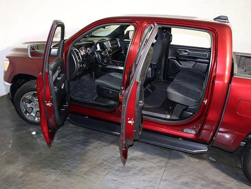 Delmonico Red Pearlcoat 2022 RAM 1500 Big Horn