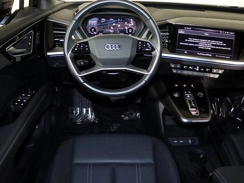 2024 Audi Q4 e-tron 55 quattro Premium