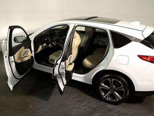 2023 Acura RDX Advance Package