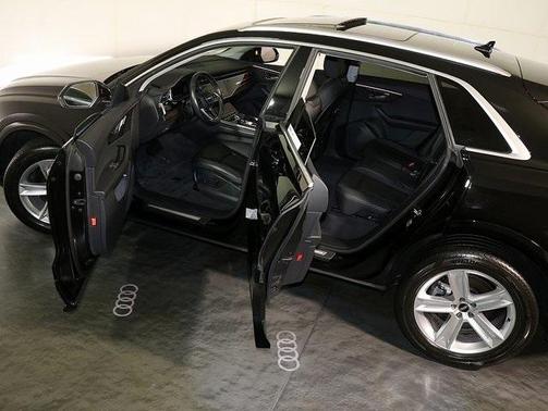 2021 Audi Q8 55 Premium