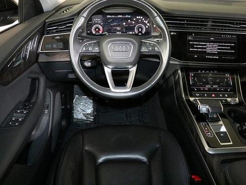 2021 Audi Q8 55 Premium