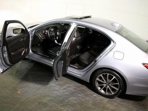 2016 Acura TLX V6 Advance