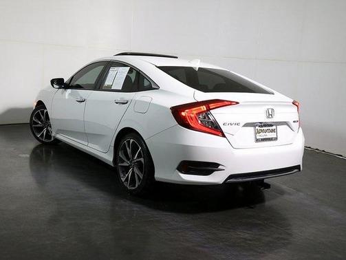 2019 Honda Civic Touring