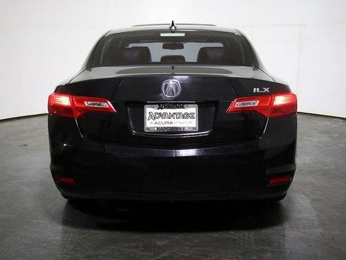 2013 Acura ILX 2.0L w/Premium Package