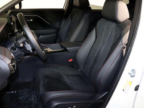 Platinum White Pearl 2025 Acura ADX A-Spec