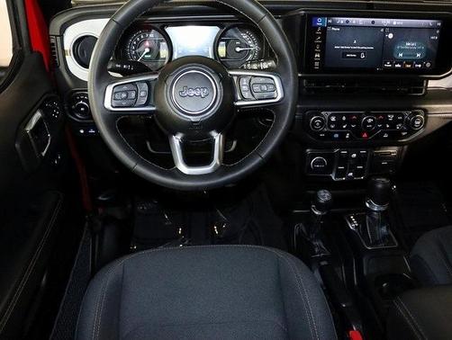 2025 Jeep Wrangler 4xe Sahara