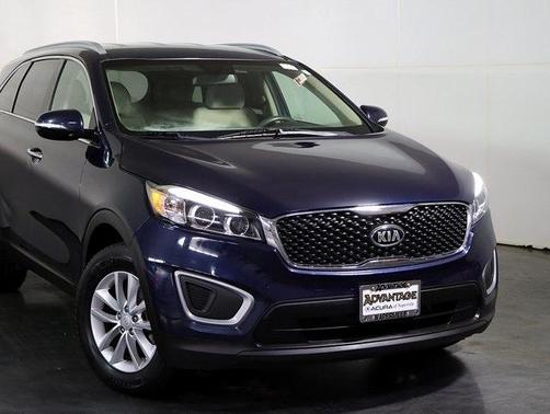 2018 Kia Sorento LX